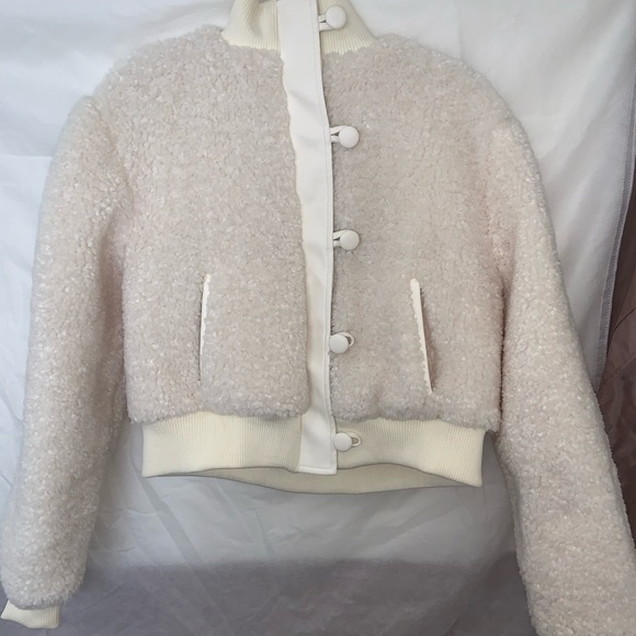 Winter puffy jacket 🔥 - Picture 2 of 3